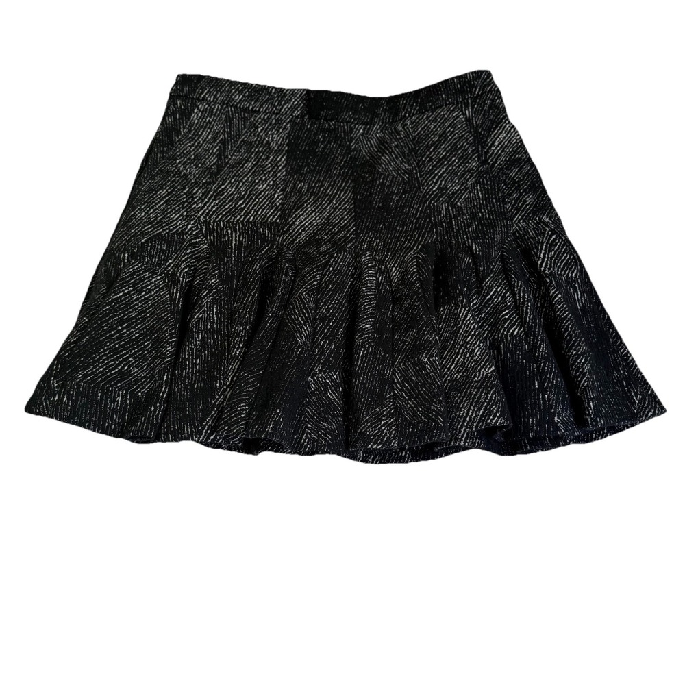 Banana Republic Mini Skirt Women 10 Black White Excellent Pleated Flounce Mini